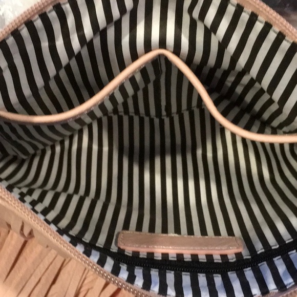 Light Pink Tassel Boho Festival Crossbody 🎉HP🎉 - Picture 6 of 8